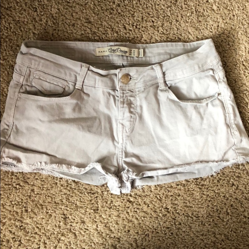Light grey Zara cutoffs